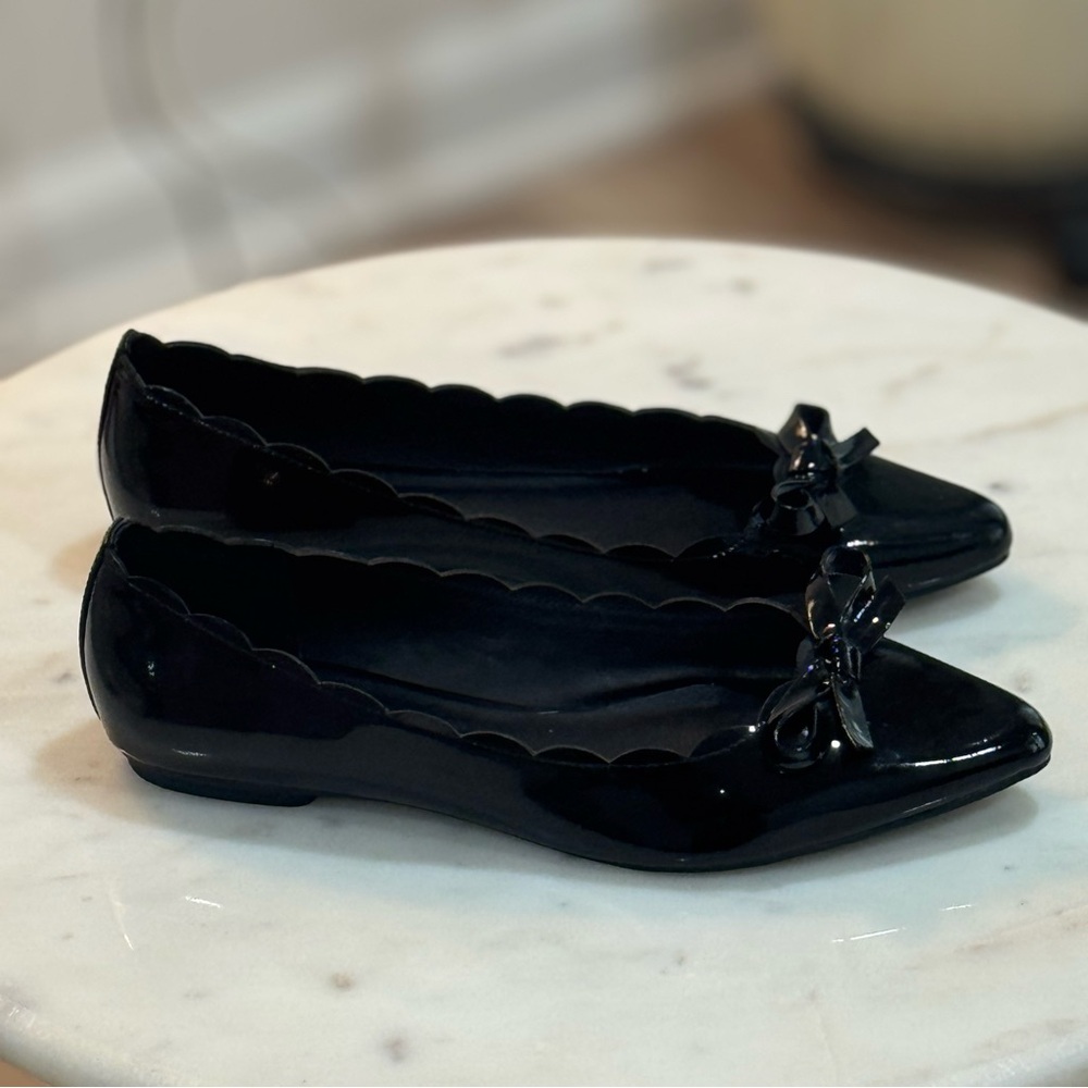 Kate Spade Black Patent Scalloped Flats
